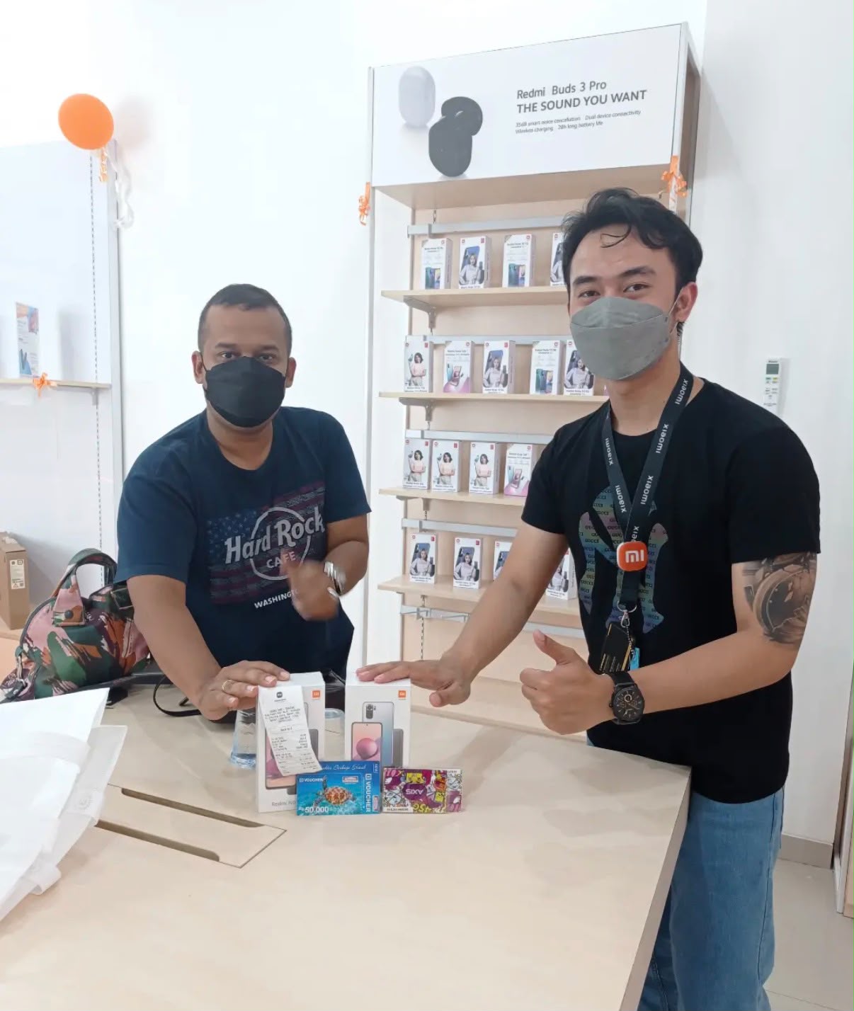Unboxing Transparan & Bonus Voucher Erafone